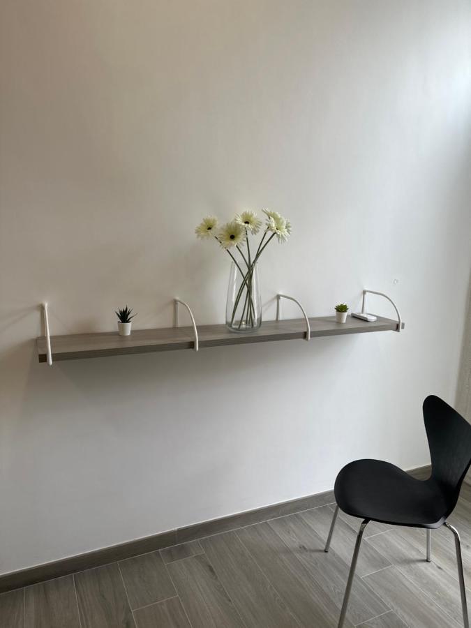 Di Vaio'S Apartments เนเปิลส์ ภายนอก รูปภาพ