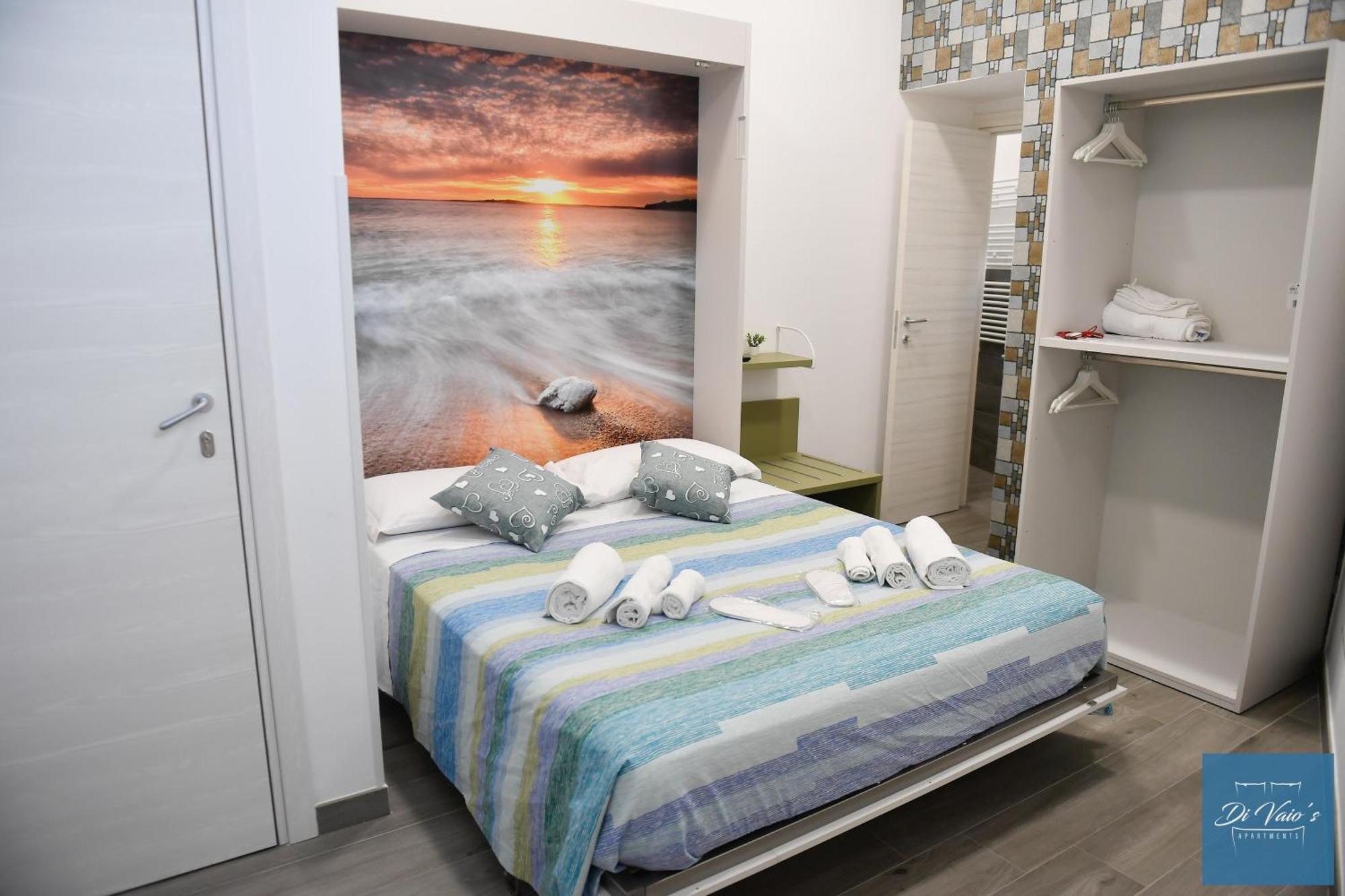 Di Vaio'S Apartments เนเปิลส์ ภายนอก รูปภาพ