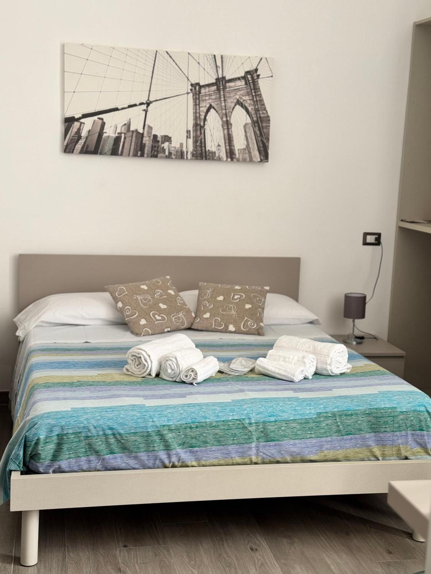 Di Vaio'S Apartments เนเปิลส์ ภายนอก รูปภาพ